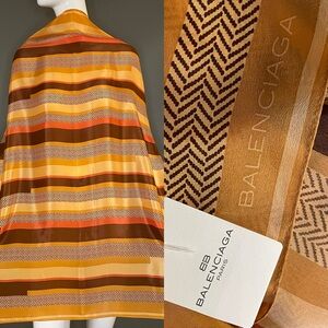 Gorg Balenciaga Oversized Silk Scarf 36 In Unworn Excellent Condition
